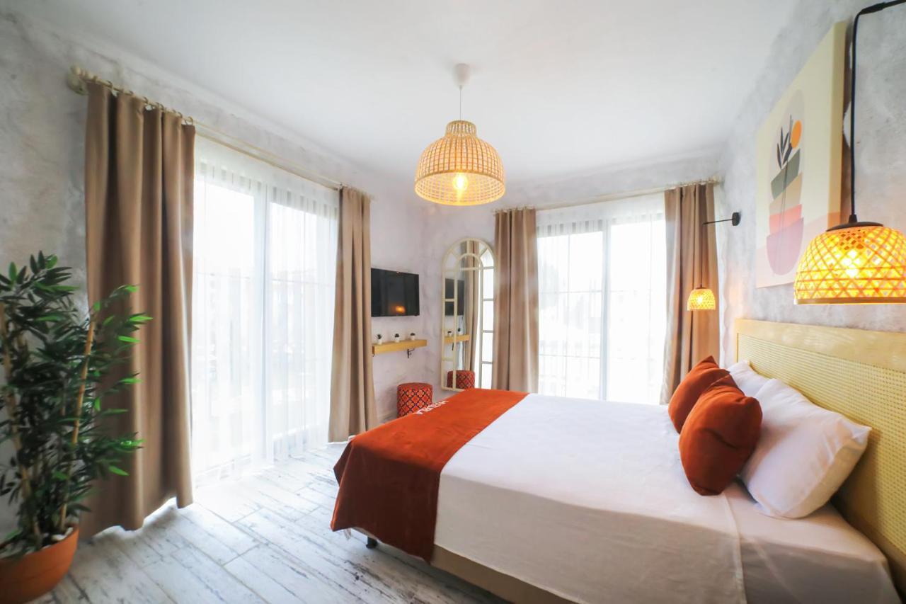 Huzurla otel İzmir Buitenkant foto